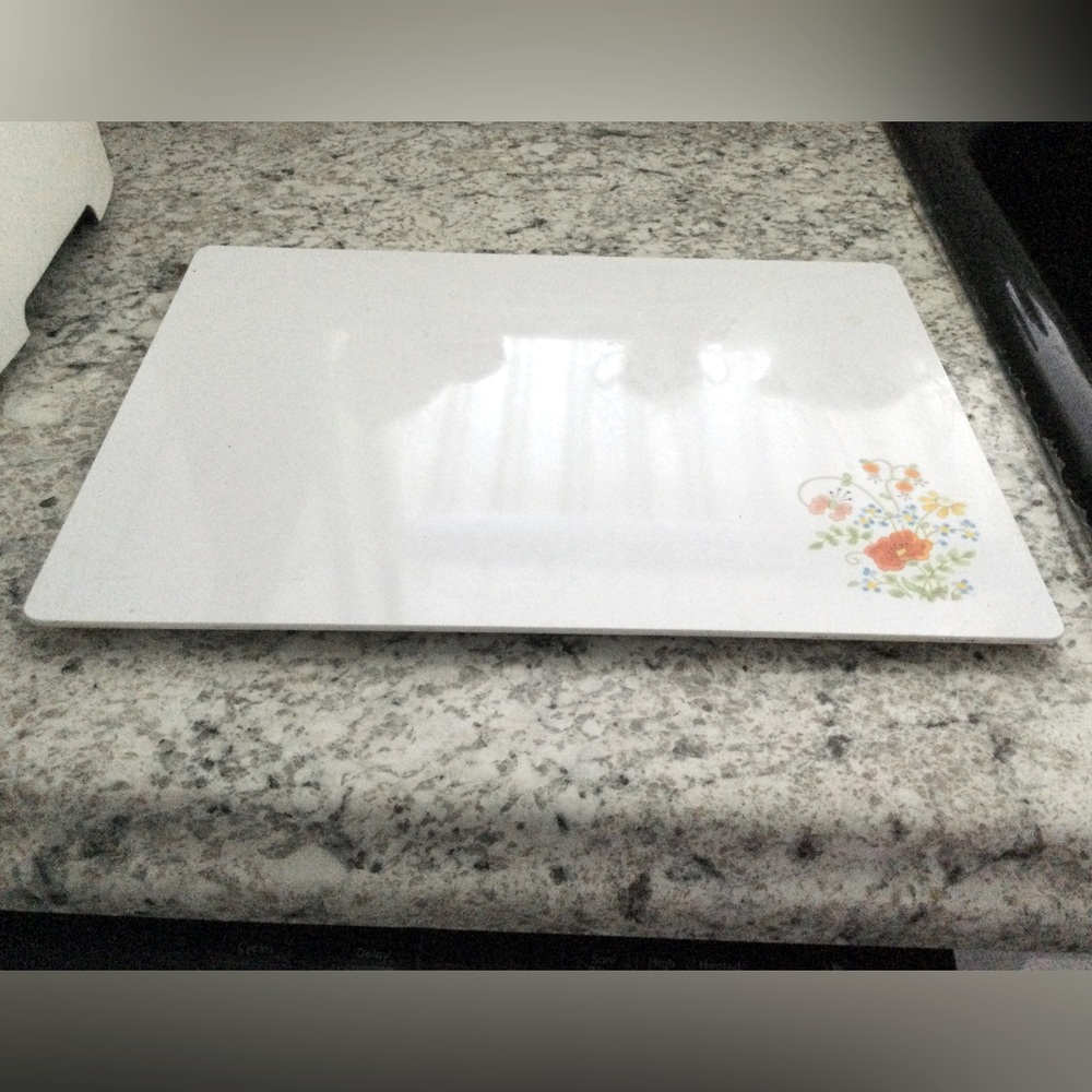 Corningware Cutting board Wildflower pattern